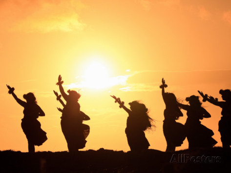 silhouette-of-hula-dancers-at-sunrise-molokai-hawaii-usa.jpg